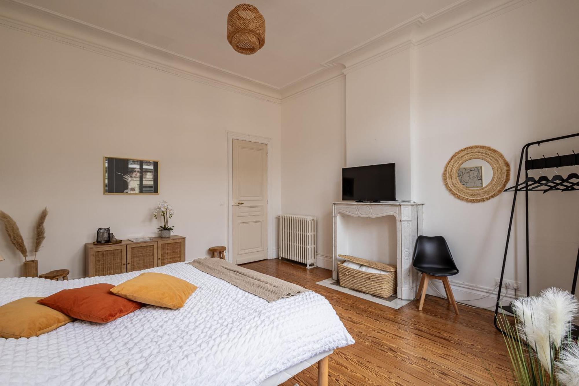 Hotel Particulier - Le 119 Valenciennes Exteriör bild